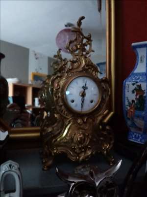 Exemple d'une horloge d'époque à restaurer