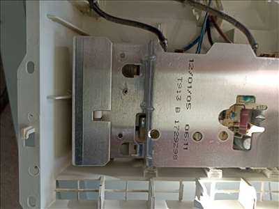 Voici un exemple d'un convecteur électrique à réparer