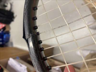 Annonce pour réparer une raquette de tennis