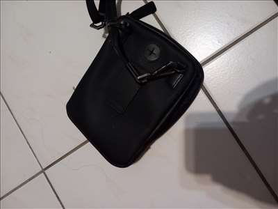 Voici un exemple d'un Zipper de sac à réparer