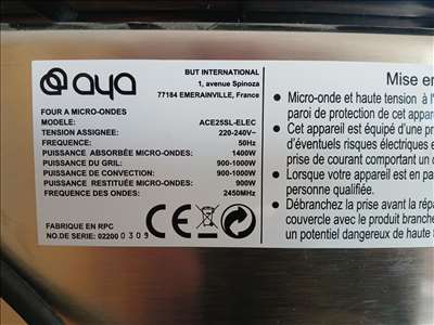 Voici un exemple d'un appareil à micro-ondes à réparer