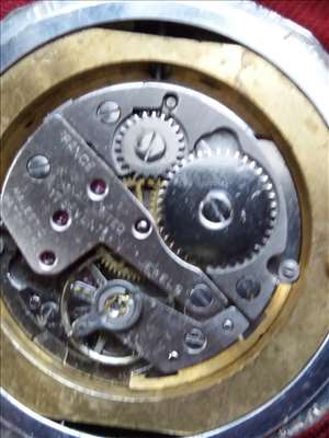Voici un exemple d'une montre portative à réparer