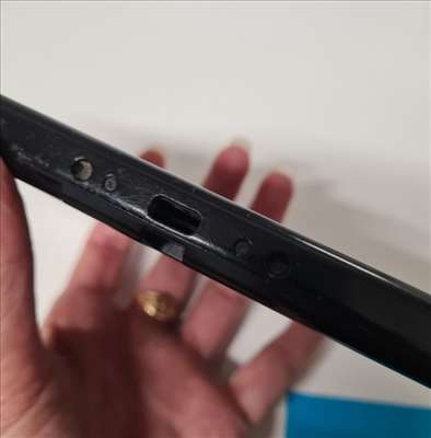 Voici un exemple d'une Nintendo Switch à réparer