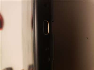 Voici un exemple d'une Nintendo Switch à réparer