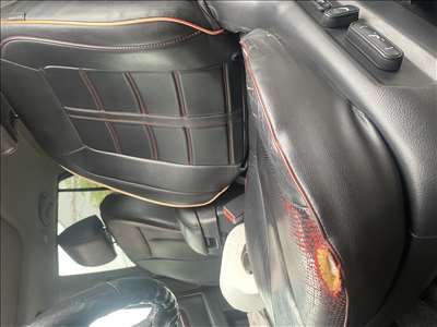 Voici un exemple d'un fauteuil de relaxation à réparer