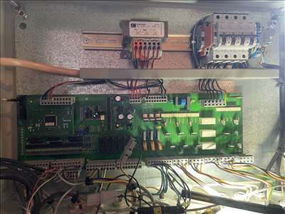 Voici un exemple d'un ballon d'eau chaude électrique à réparer