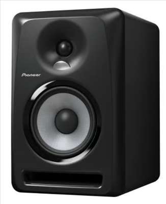 Annonce pour réparer une enceinte sono