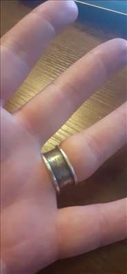 Voici un exemple d'une chevalière en argent à réparer