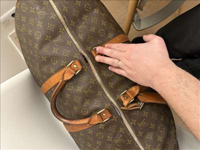 Annonce pour réparer un sac de luxe