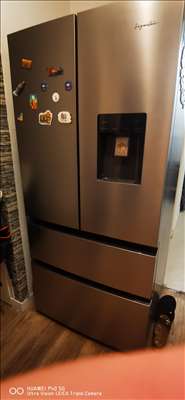 Voici un exemple d'une armoire réfrigérée à réparer