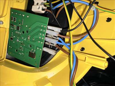 Voici un exemple d'un appareil de nettoyage à réparer