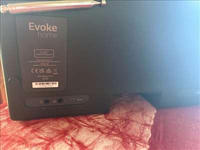 Voici un exemple d'une enceinte de sonorisation à réparer