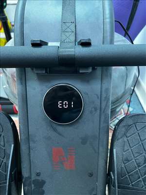 Exemple d'un rameur fitness à restaurer