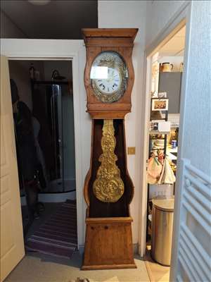 Voici un exemple d'une pendule rustique à réparer
