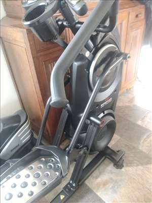 Annonce pour réparer un vélo elliptique