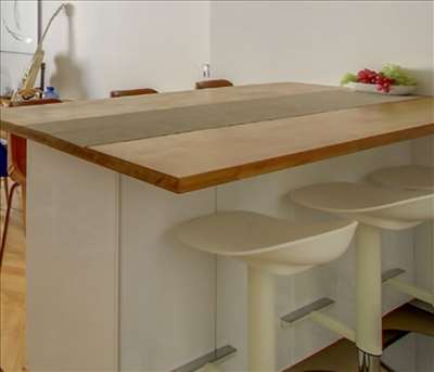 Voici un exemple d'une table à réparer