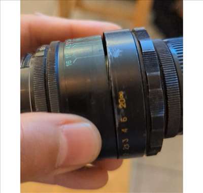Exemple d'un objectif d'appareil photo à restaurer