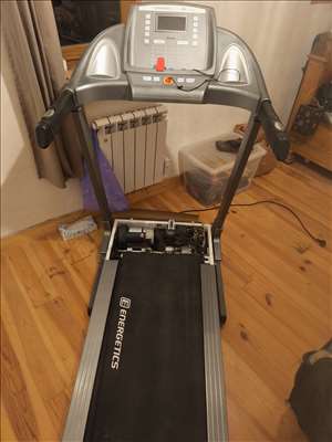Exemple d'un tapis roulant à restaurer
