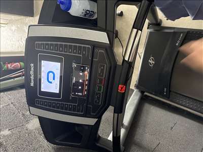 Annonce pour réparer un tapis de course
