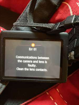 Exemple d'un objectif d'appareil photo à restaurer