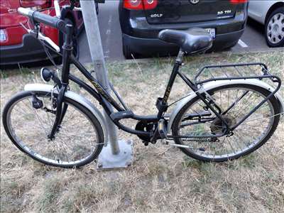 Voici un exemple d'un pneu à plat à réparer