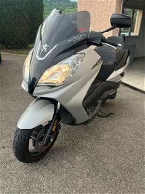 Voici un exemple d'un motoscooter à réparer