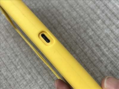 Voici un exemple d'une Nintendo Switch à réparer