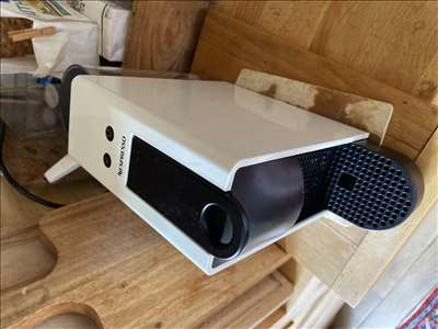 Voici un exemple d'une machine à café moderne à réparer