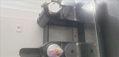 Exemple d'une machine à café à dosettes individuelles à restaurer