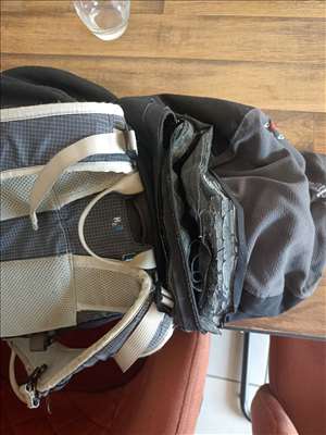Voici un exemple d'un sac à dos de randonnée à réparer