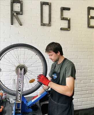 Photo de réparation de bicyclette n°10103 dans le département 75 par Thibault
