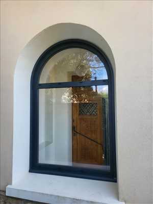 Exemple de réparation de vitrine n°10369 à La Ciotat par Magali