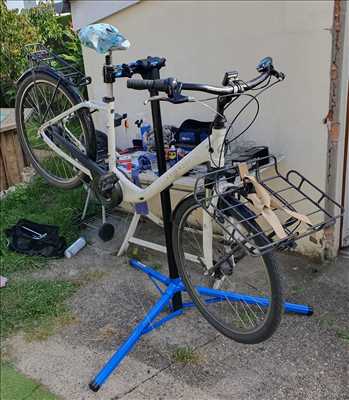 Photo de réparation de bicyclette n°10603 dans le département 33 par Cyclo-nomade