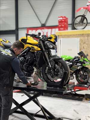 Photo de réparation de moto n°13736 à Ifs par Lebeurier Moto