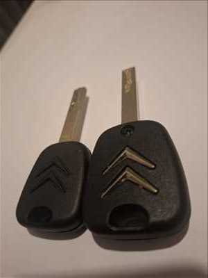 Photo de réparation de clé de voiture n°13794 à Rennes par le réparateur La Rennes De La Clé Automobiles