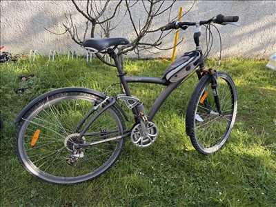 Photo de réparation de vélo n°14298 à Meyzieu par le réparateur Rvh