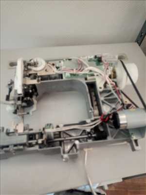Exemple de réparation de machine à coudre électrique et électronique n°1961 à Nîmes par REPARATION MACHINES A COUDRE