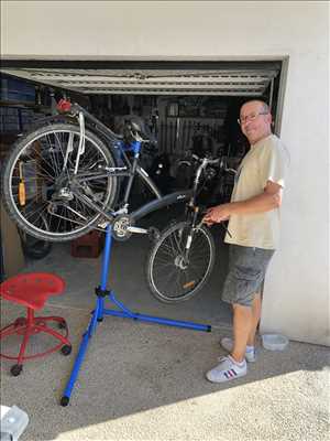 Photo de réparation de vélo n°430 à La Rochelle par le réparateur Eric