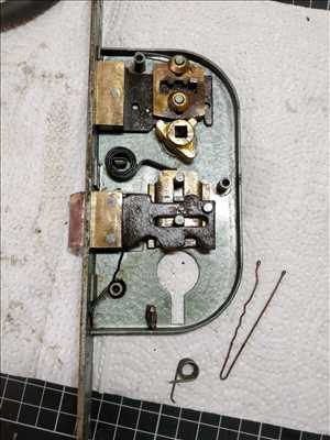 Photo de réparation de porte et de serrure n°4960 à Besançon par Pie Clock ODS