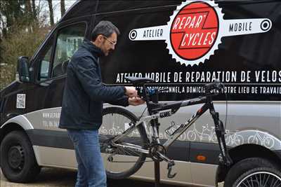 Photo de réparation de vélo n°4988 à Saint-Fargeau-Ponthierry par REPAR'CYCLES