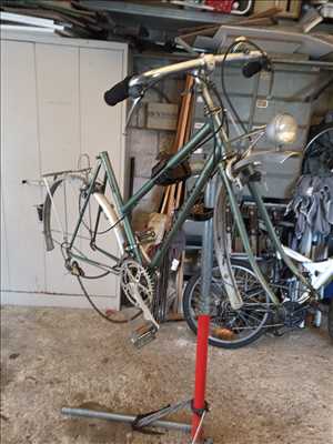Photo n°5044 : réparation de vélo par le réparateurau velo carolo