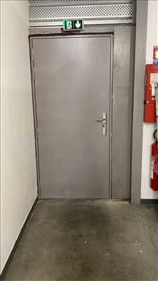 Photo de réparation de porte d'entrée n°8171 dans le département 33 par Direct Ouverture