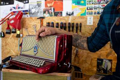 Photo de réparation d'instruments de musique n°8232 à Langon par Monsieur Accordeon L Atelier