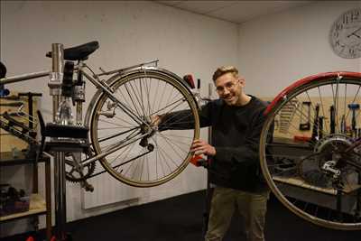 Photo de réparation de bicyclette n°9795 dans le département 27 par Cicérone Atelier Tandem