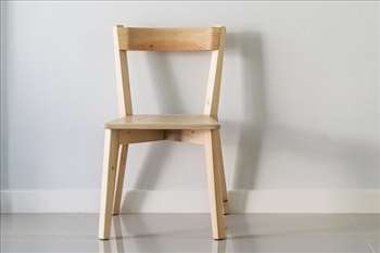 Faire réparer une chaise en bois dans le bassin clermontais