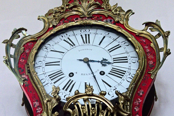 Faire réparer une horloge comtoise à proximité de Saint-Dié-des-Vosges