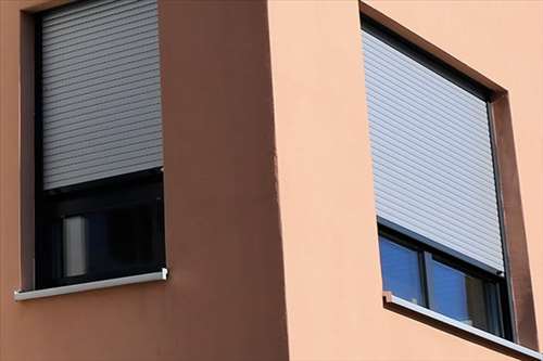 Réaliser l'entretien d'un volet roulant électrique ancien - zone : Fuveau