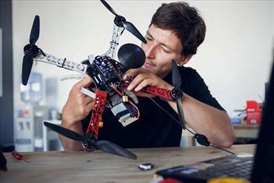 réparation de drone avec Neospark à Gex