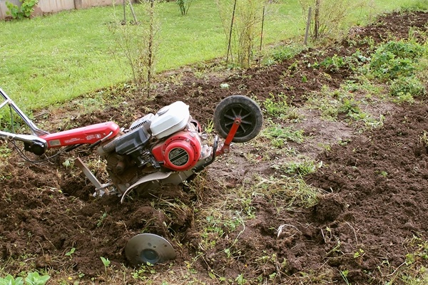 réparation motoculture avec Benoit Callet à Romans-sur-Isère