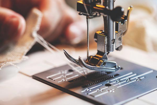 réparer une machine à coudre à domicile à Vienne